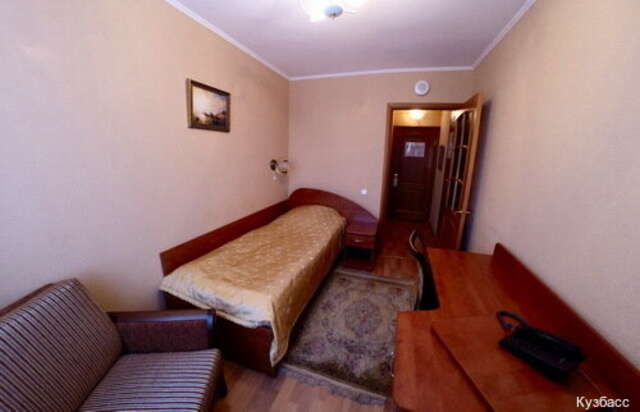 Гостиница Кузбасс Кемерово-131