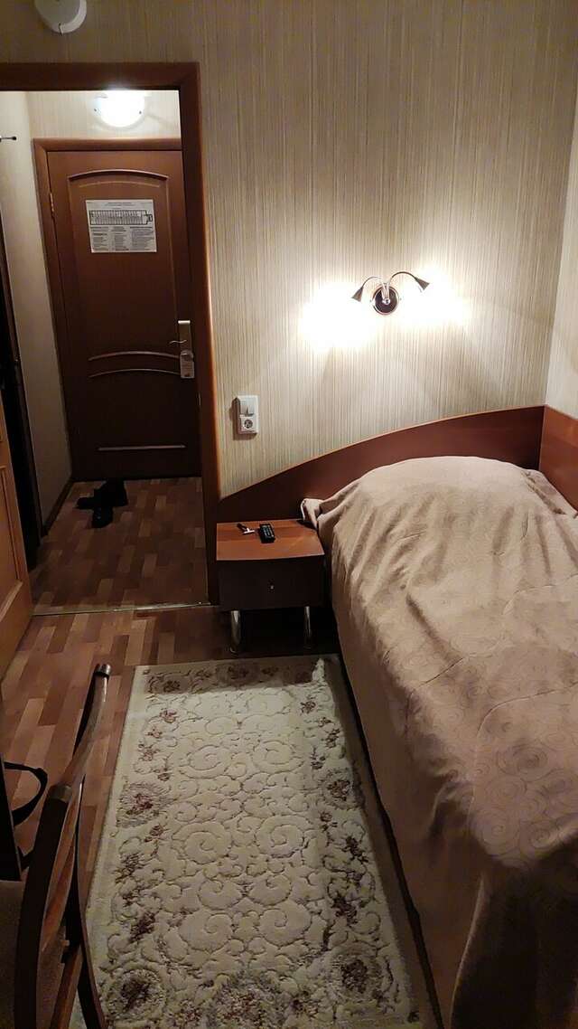 Гостиница Кузбасс Кемерово-146