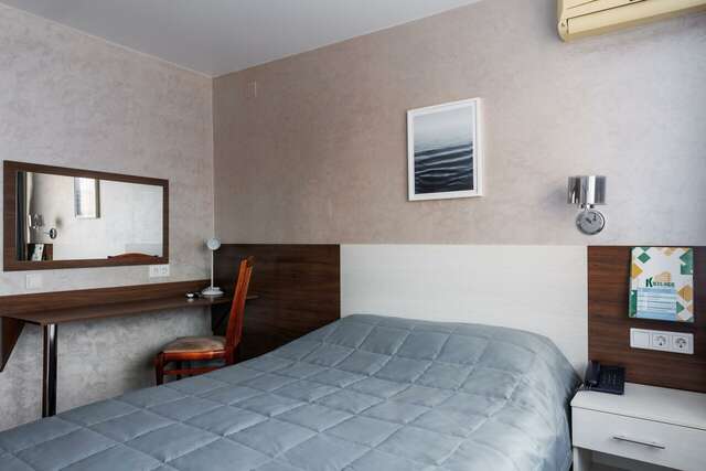 Гостиница Кузбасс Кемерово-236