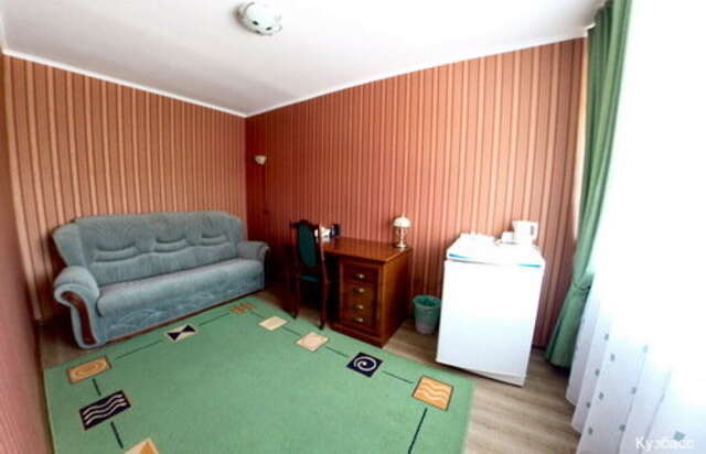 Гостиница Кузбасс Кемерово-12