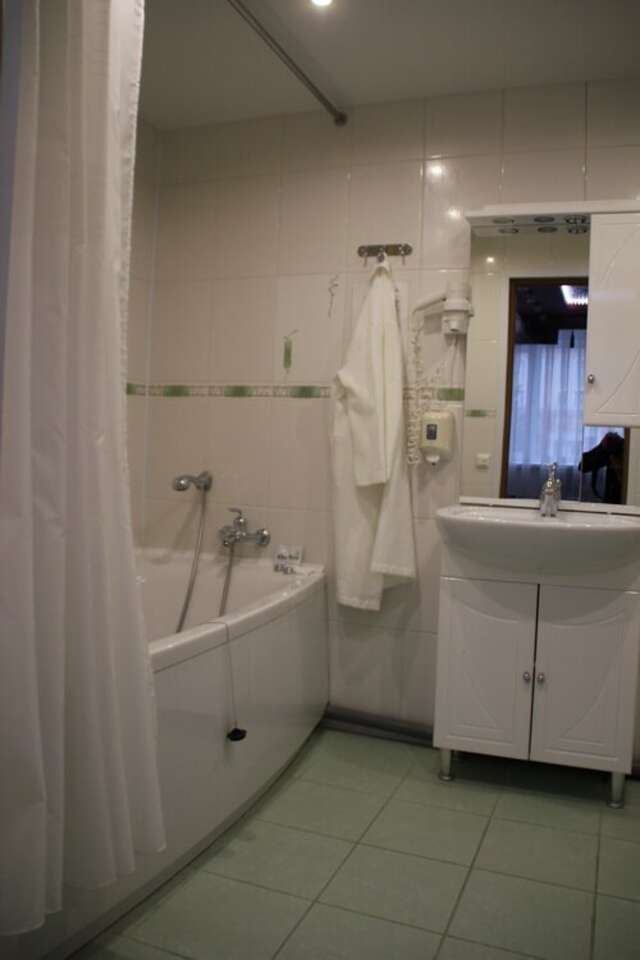 Гостиница Кузбасс Кемерово-177