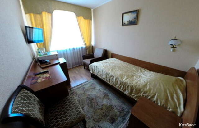 Гостиница Кузбасс Кемерово-167