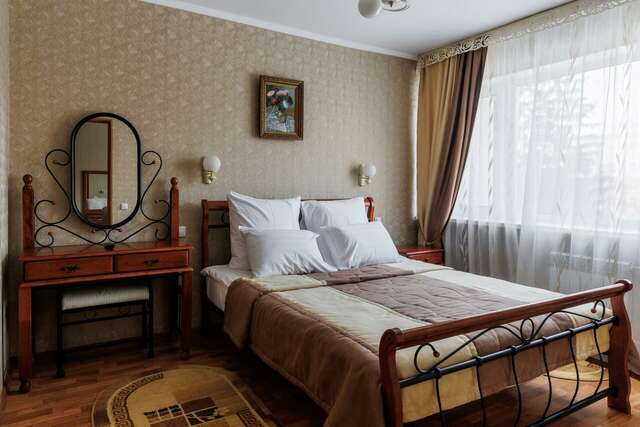 Гостиница Кузбасс Кемерово-226