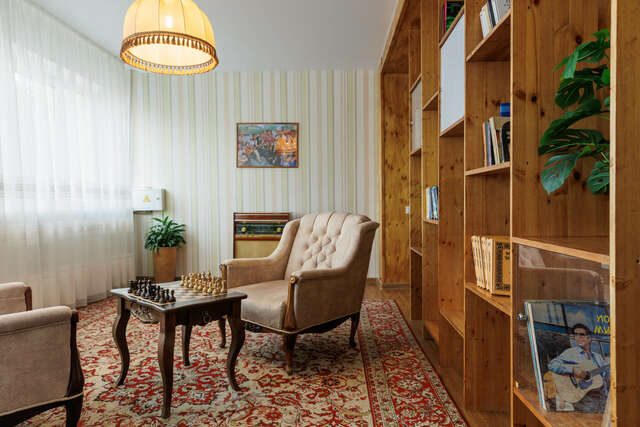 Гостиница Кузбасс Кемерово-6