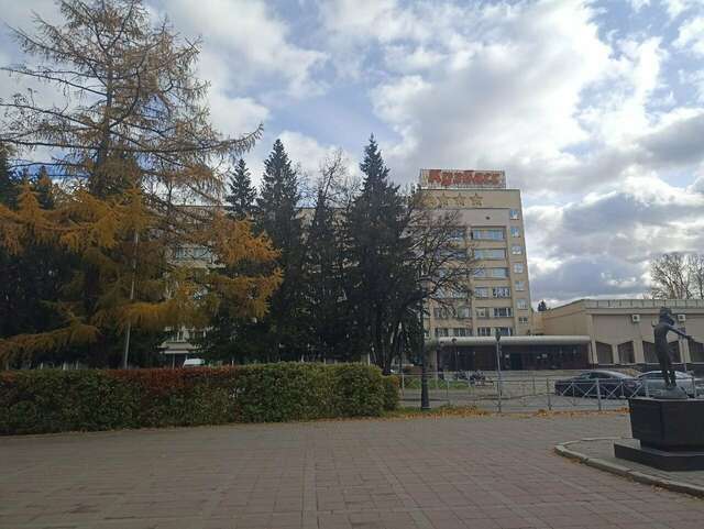 Гостиница Кузбасс Кемерово-194