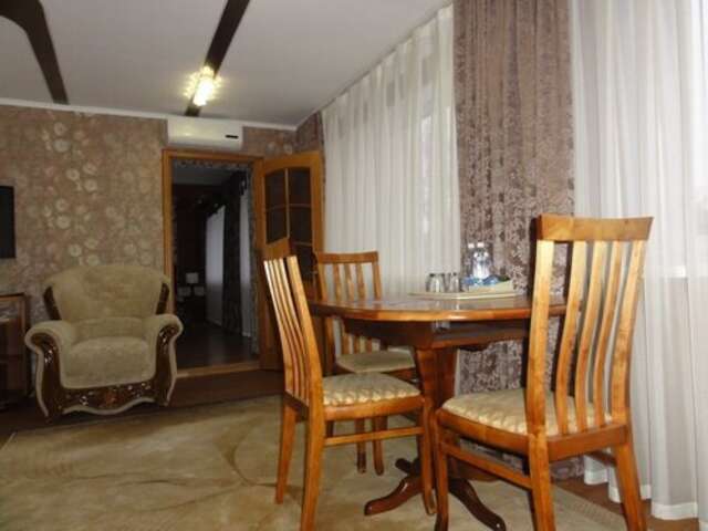 Гостиница Кузбасс Кемерово-44