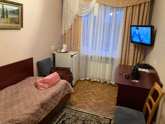 Гостиница Кузбасс Кемерово-110