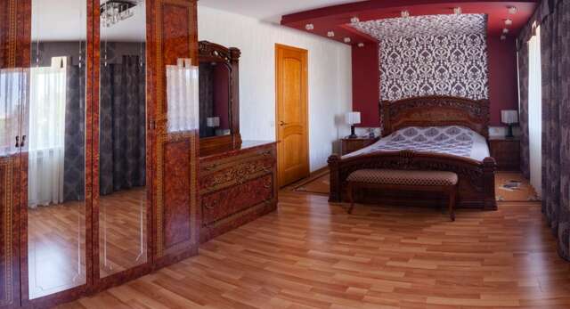 Гостиница Кузбасс Кемерово-252