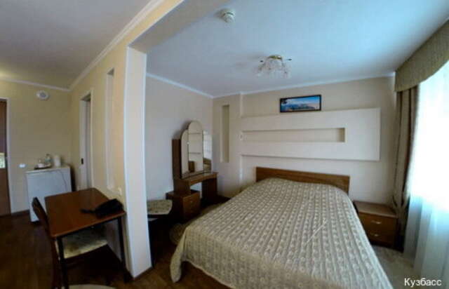 Гостиница Кузбасс Кемерово-71