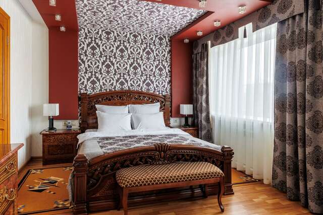 Гостиница Кузбасс Кемерово-191