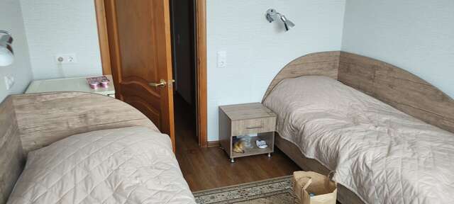 Гостиница Кузбасс Кемерово-166