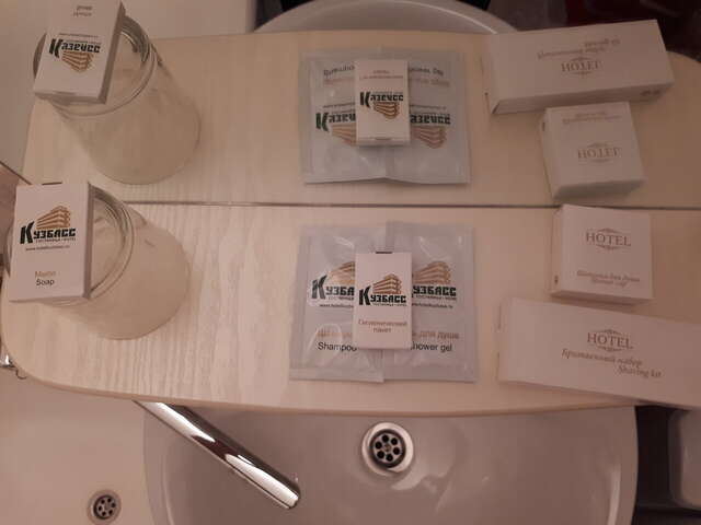 Гостиница Кузбасс Кемерово-142