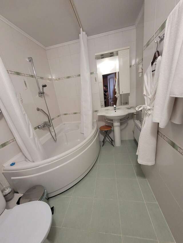 Гостиница Кузбасс Кемерово-113