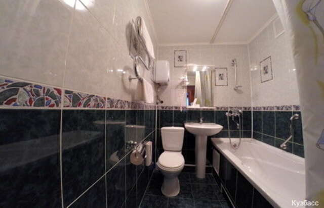 Гостиница Кузбасс Кемерово-182